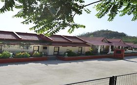 Tikkar Taal Tourist Resorts